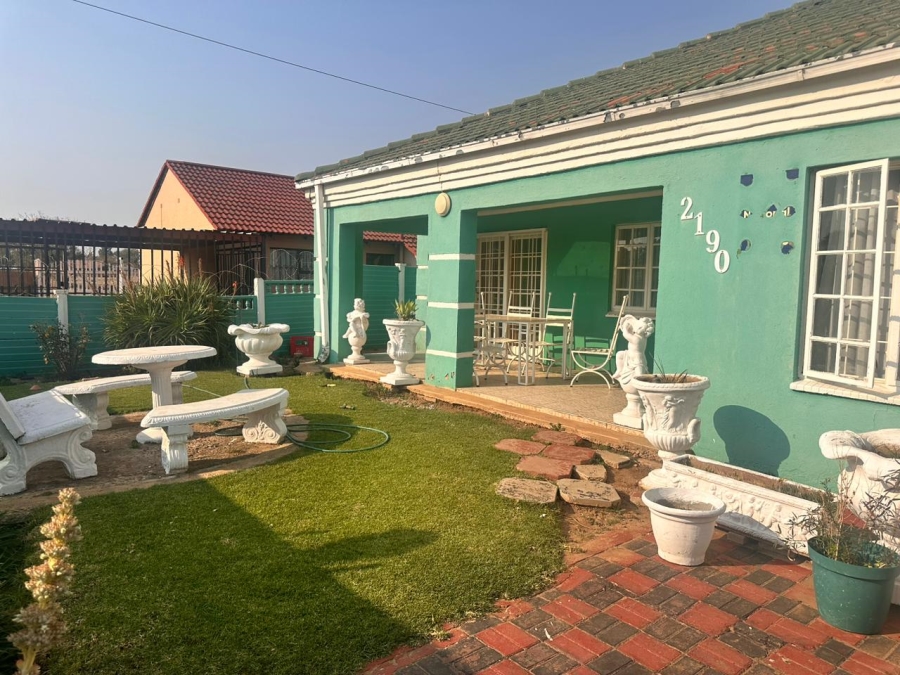 3 Bedroom Property for Sale in Mmabatho Unit 8 North West